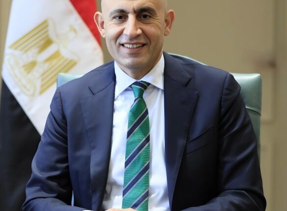 وزير التربية والتعليم يعتمد جداول امتحانات الدبلومات الفنية الدور الثانى للعام الدراسى 2024 / 2025 ـ الوان اف ام
