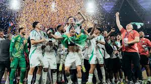 الأهلى أمام الهلال.. رقم سلبى تاريخى للزعيم فى كلاسيكو السعودية - الوان اف ام