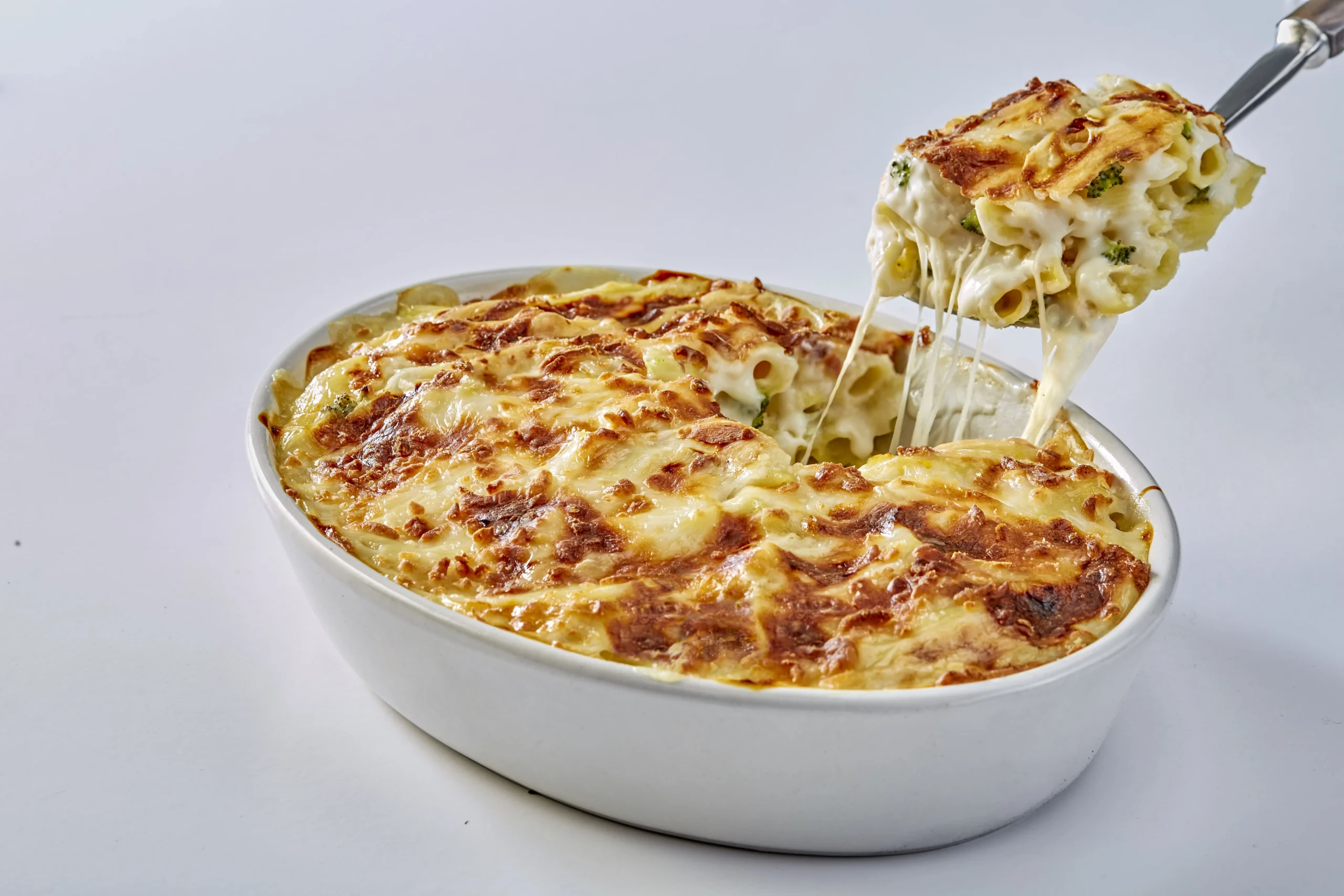 مكرونة بالبشاميل - الوان اف ام