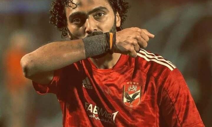الأهلى يغلق ملف رحيل حسين الشحات إلى ليبيا بعد تألقه فى القمة - الوان اف ام