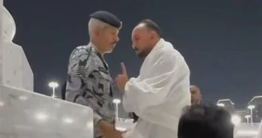 الخارجية تتحرك رسميًا بعد فيديو «المعتمر المصرى» فى الحرم المكى-الوان اف ام