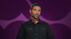 أحمد سعد يتعرض لحادث سير - الوان اف ام