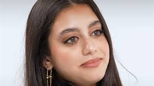 ياسمين العبد تبكي على الهواء بسبب والدها -الوان اف ام