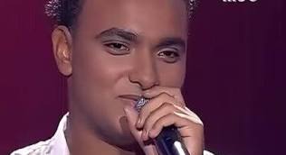 حفيد الموسيقار محمد فوزي ينضم لمتسابقي «ذا فويس» - الوان اف ام