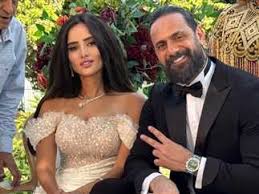 عمرو مهدي يكشف حقيقة زواجه-الوان اف ام