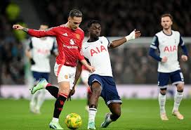 التشكيل الرسمي لقمة توتنهام ضد مان يونايتد فى الدوري الإنجليزي- الوان اف ام