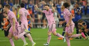  ميسي يسجل ثنائية ويقود إنتر ميامي لربع نهائي الدوري الأمريكي- الوان اف ام