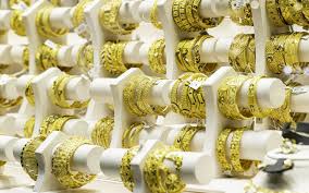 سعر الذهب اليوم وعيار 21 الآن بمستهل تعاملات الاثنين 17 نوفمبر 2025 - الوان اف ام