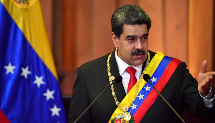 متهم بقيادة «كارتل مخدرات» ومكافأة اعتقاله 50 مليون دولار.. 27 معلومة عن رئيس فنزويلا نيكولاس مادورو - الوان اف ام