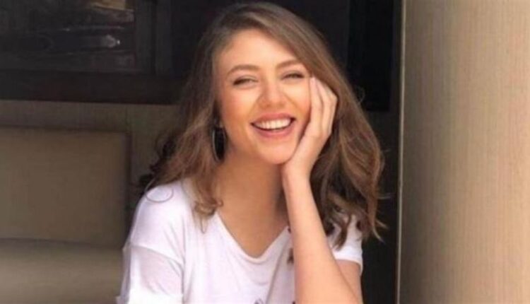 تطورات حالة رحمة حسن الصحية من مرض الصلع - الوان اف ام