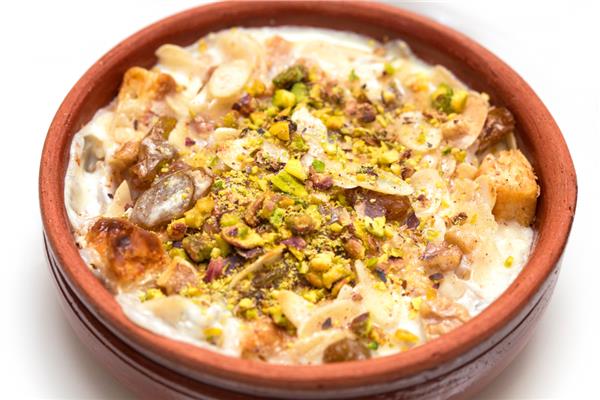 حلوى أم علي بالبف باستري والمكسرات - الوان اف ام