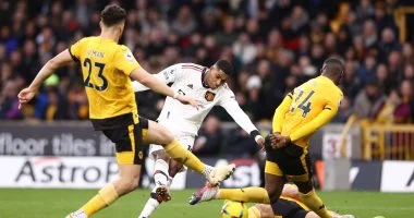 مانشستر يونايتد يكتسح وولفرهامبتون المتذيل برباعية فى الدورى الإنجليزى - الوان اف ام