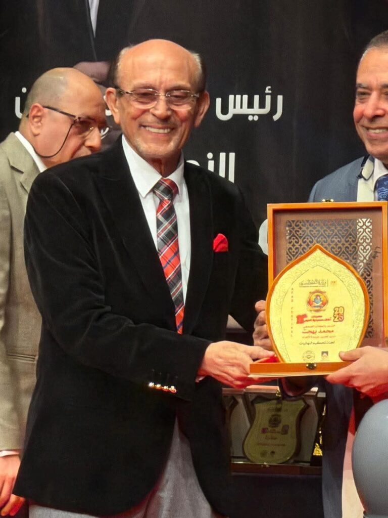 محمد صبحي يستضيف العروض الفائزة بمهرجان أفاق مسرحية العربي على مسرح مدينة سنبل - الوان اف ام