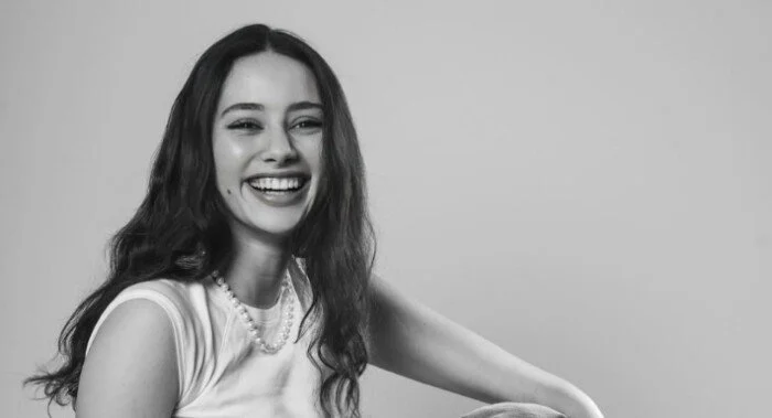 لينا صوفيا ابنة ياسمين عبد العزيز في مسلسلها الرمضاني القادم «وننسى اللي كان» - الوان اف ام