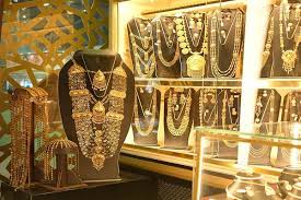 سعر الذهب اليوم الخميس 4 ديسمبر 2025 - الوان اف ام