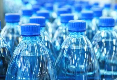 بعد رد الصحة على شائعة تلوث المياه المعدنية.. اعرف عقوبة نشر الأخبار الكاذبة - الوان اف ام