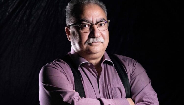 ابراهيم عيسى ينفي أخبار وفاته بهذه الطريقة.. تفاصيل