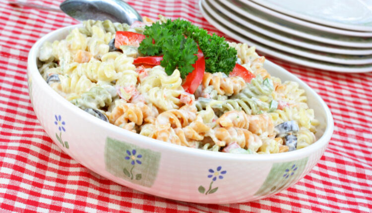 سلطة المكرونة الكلاسيكية - الوان اف ام